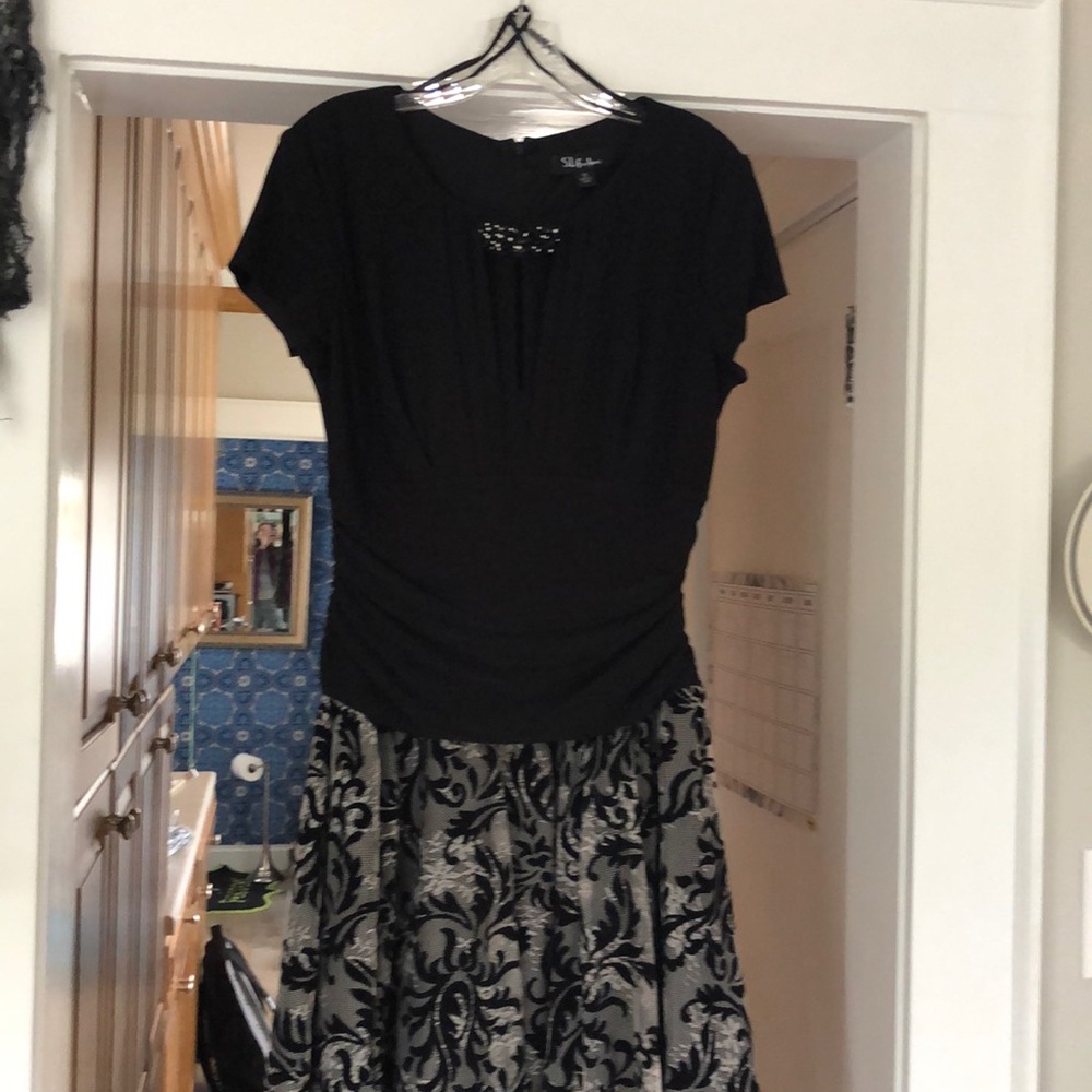 Dress S.L. Fashions size 12 EUC black floral